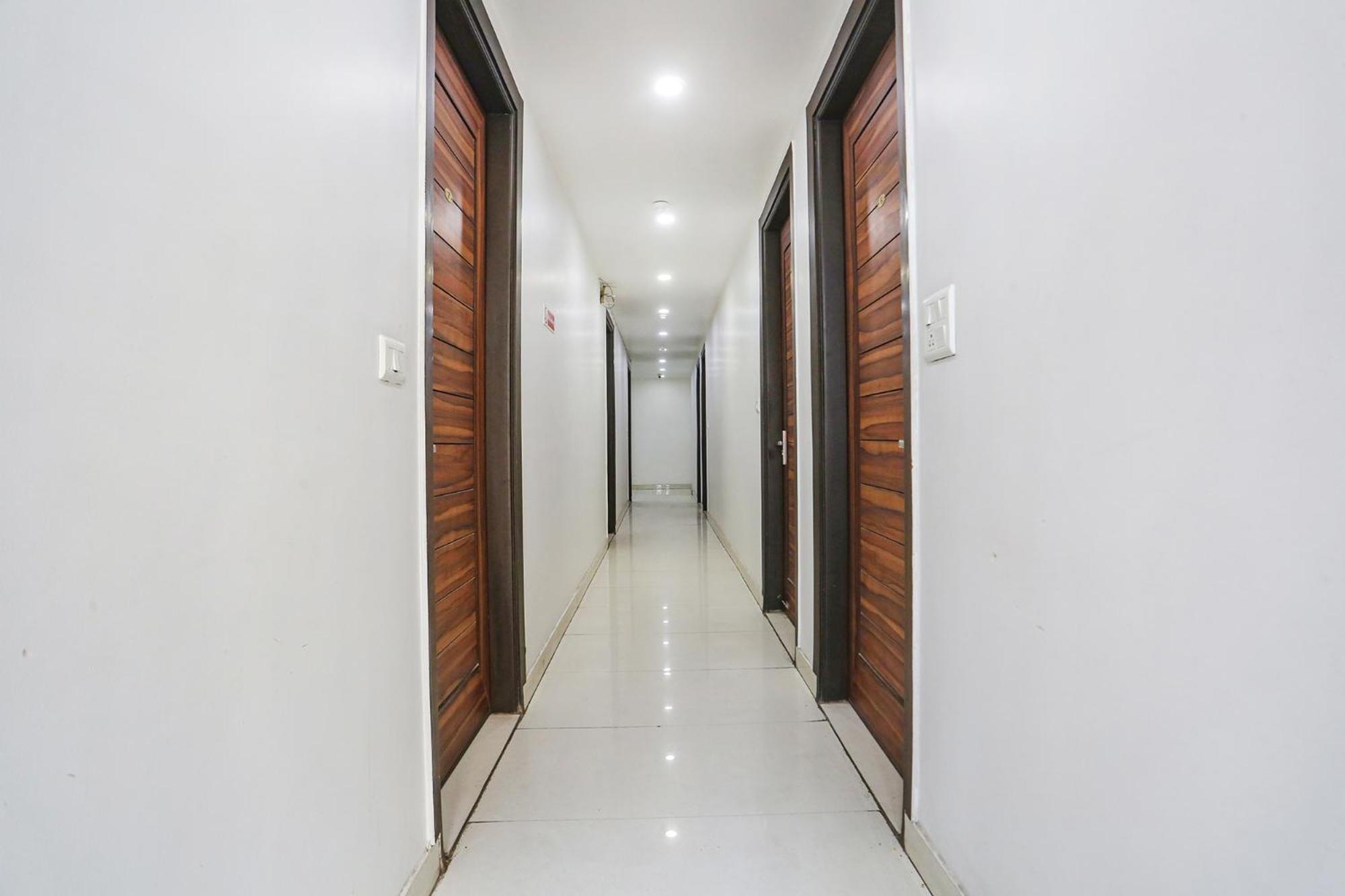 Fabhotel Gold Inn Janakpuri Delhi  Dış mekan fotoğraf